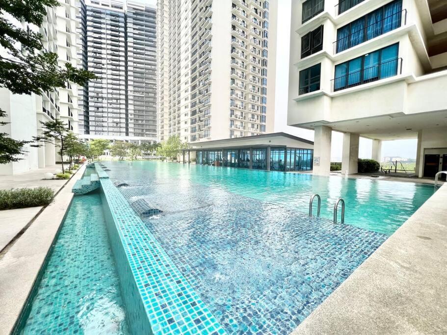 D 1-5Pax Cozy Home Trefoil Setia Alam 3Bed Wifi &Tv Shah Alam Setia City Mall Εξωτερικό φωτογραφία